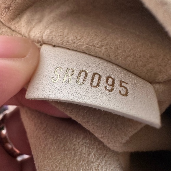 Louis Vuitton Boston Minilin - Picture 3 of 9